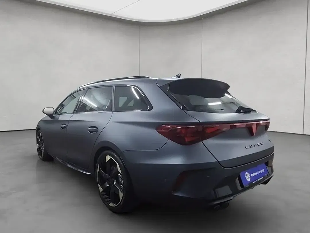 CUPRA Leon 2.0 TSI DSG 4Drive VZ Matrix LED Sportstourer - Thumbnail 3