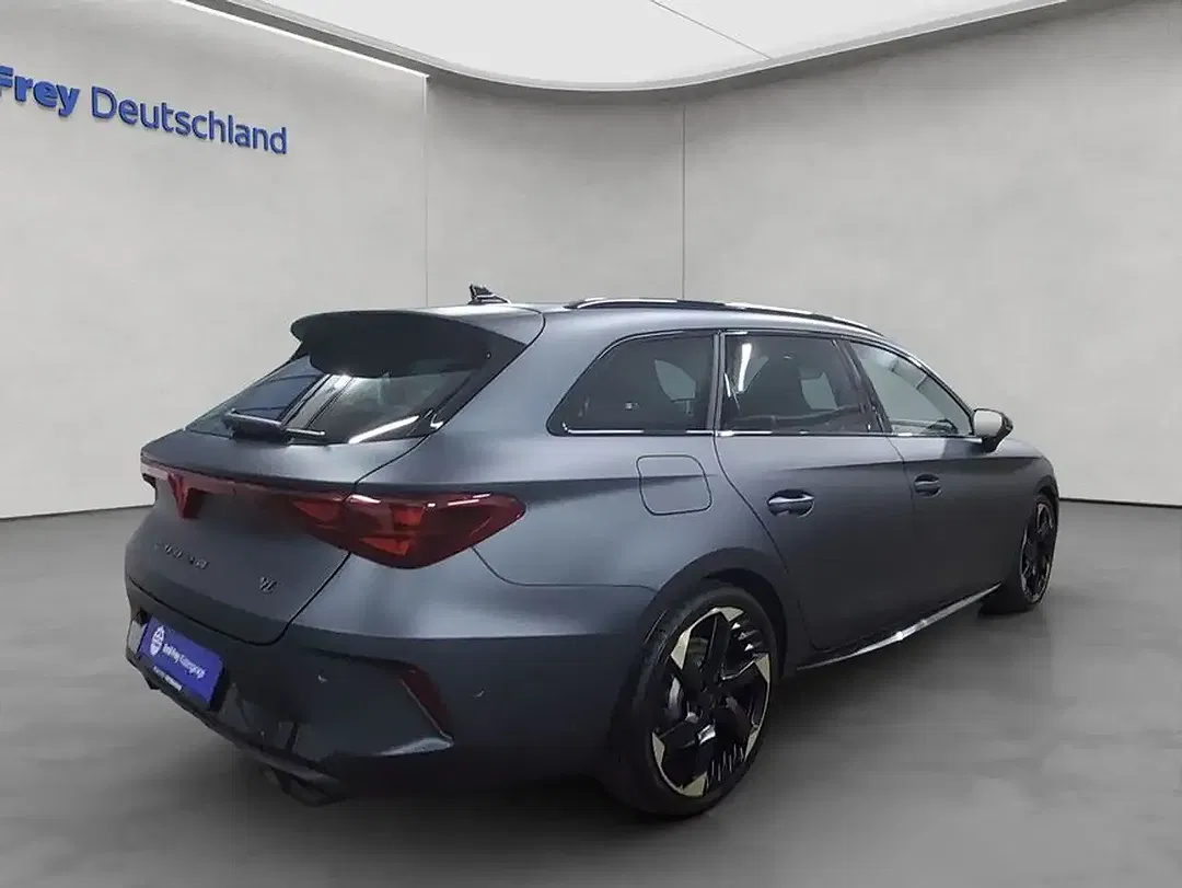 CUPRA Leon 2.0 TSI DSG 4Drive VZ Matrix LED Sportstourer - Thumbnail 6