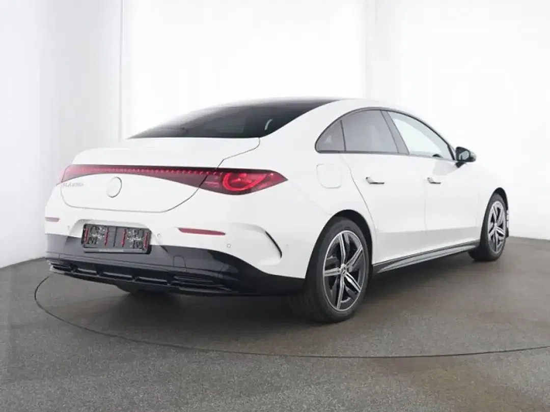 Mercedes-Benz CLA 250 EQ AMG Line Premium Plus - foto 2