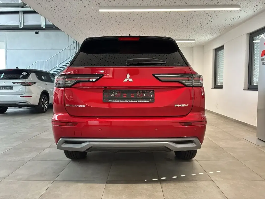 Mitsubishi Outlander 2.4 PHEV Diamant Top Luxury - Thumbnail 3