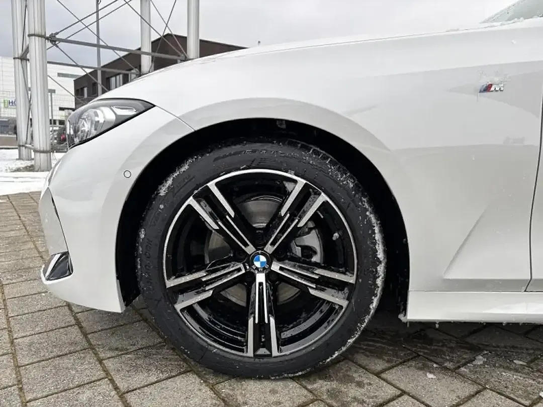 BMW 320 M Touring - Thumbnail 5