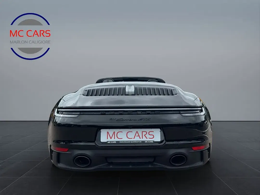 Porsche 911 Carrera GTS Cabriolet - Thumbnail 3