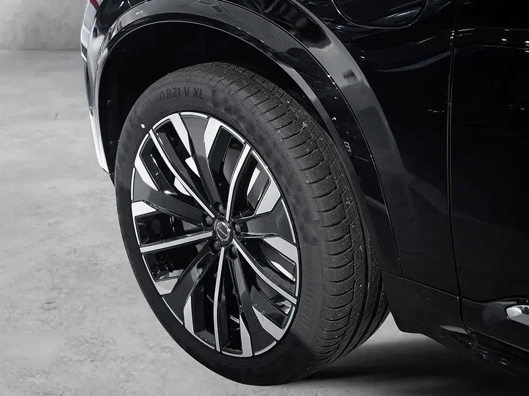 Volvo XC90 T8 PHEV Hybrid AWD Recharge Ultra Bright - Thumbnail 5