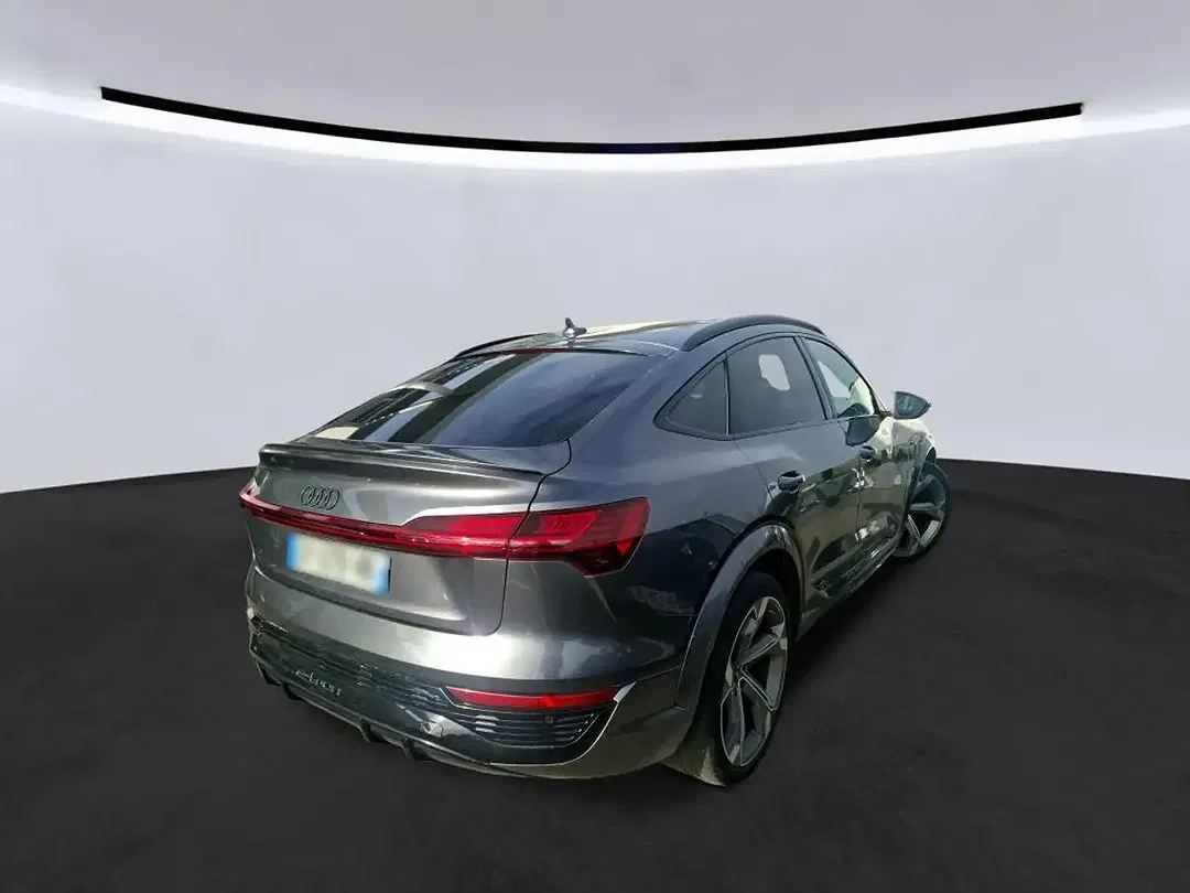 Audi SQ8 e-tron Sportback - Thumbnail 5