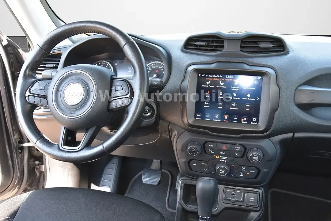 Jeep Renegade Limited - Thumbnail 14