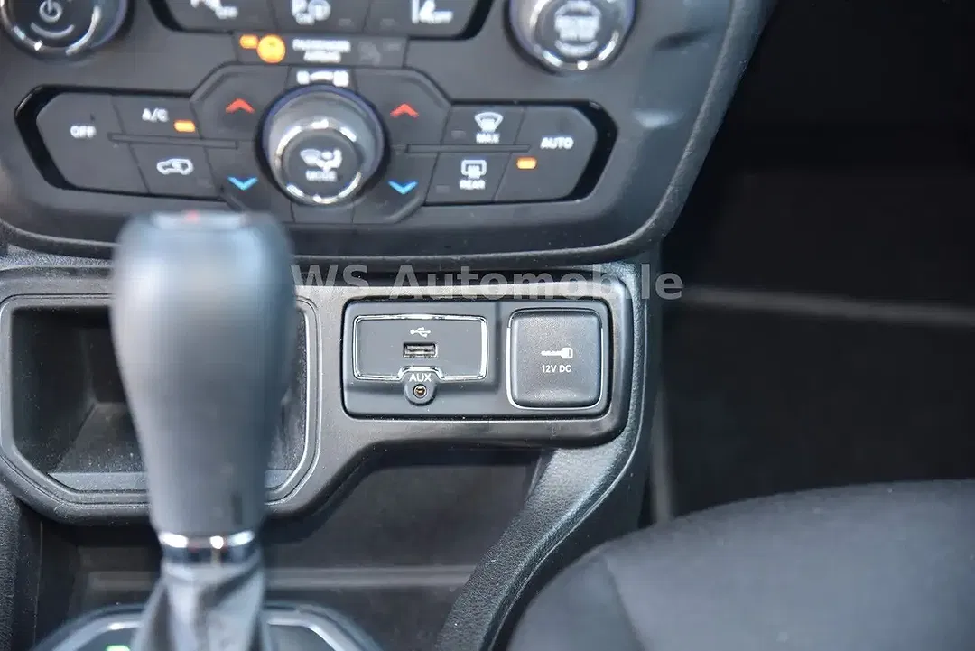 Jeep Renegade Limited - Thumbnail 19
