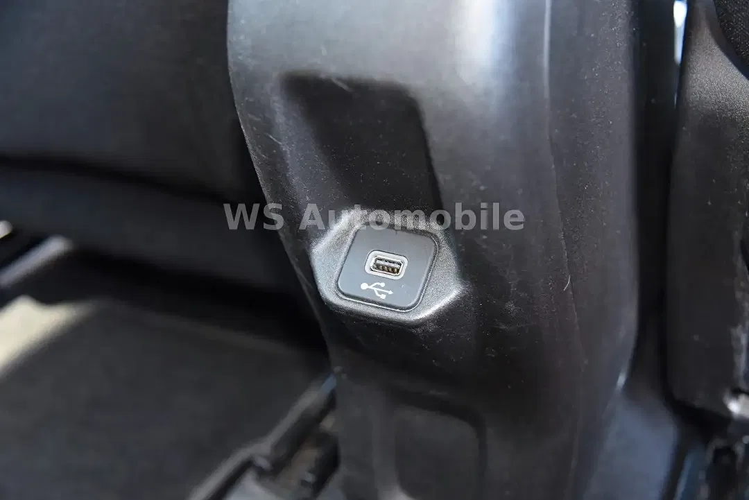 Jeep Renegade Limited - Thumbnail 21