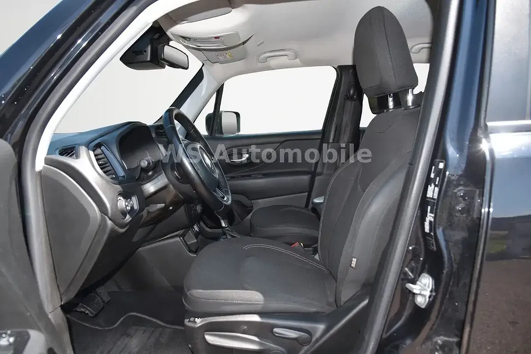 Jeep Renegade Limited - Thumbnail 9