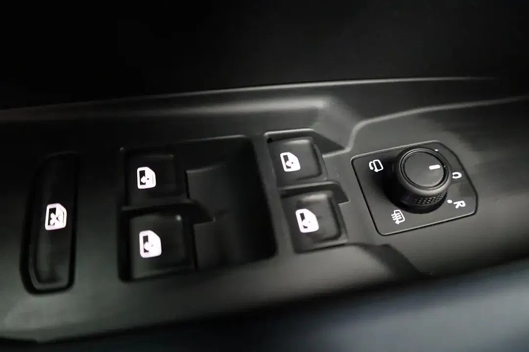 CUPRA Terramar 1.5 eTSI DSG - Thumbnail 8