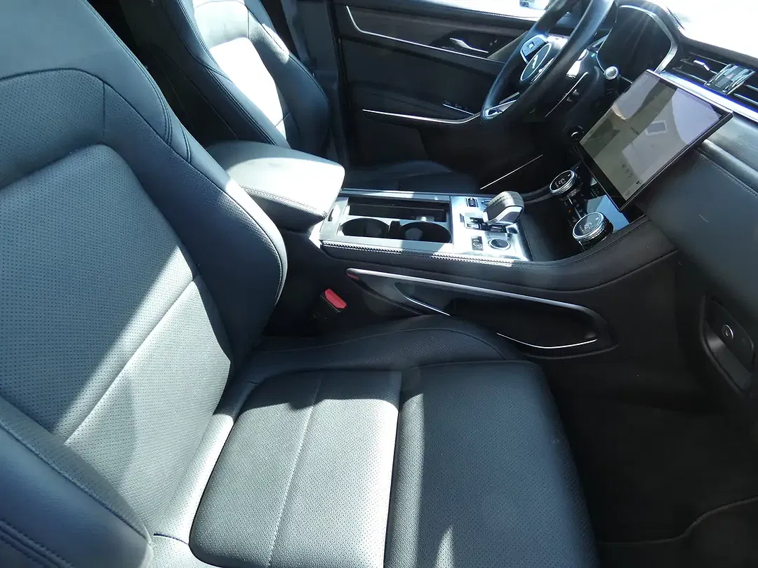 Jaguar F-Pace D300 4x4 SE - Thumbnail 11