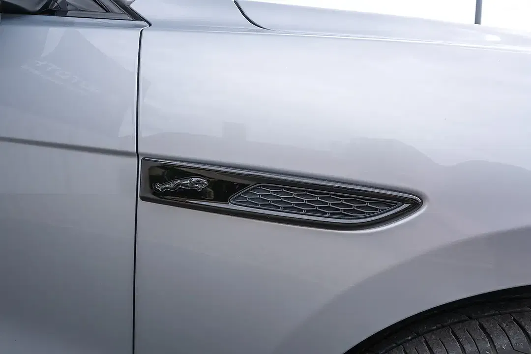 Jaguar F-Pace P250 2.0 4x4 R-Dynamic - Thumbnail 10