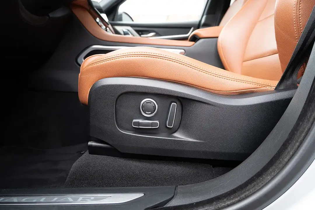 Jaguar F-Pace P250 2.0 4x4 R-Dynamic - Thumbnail 15