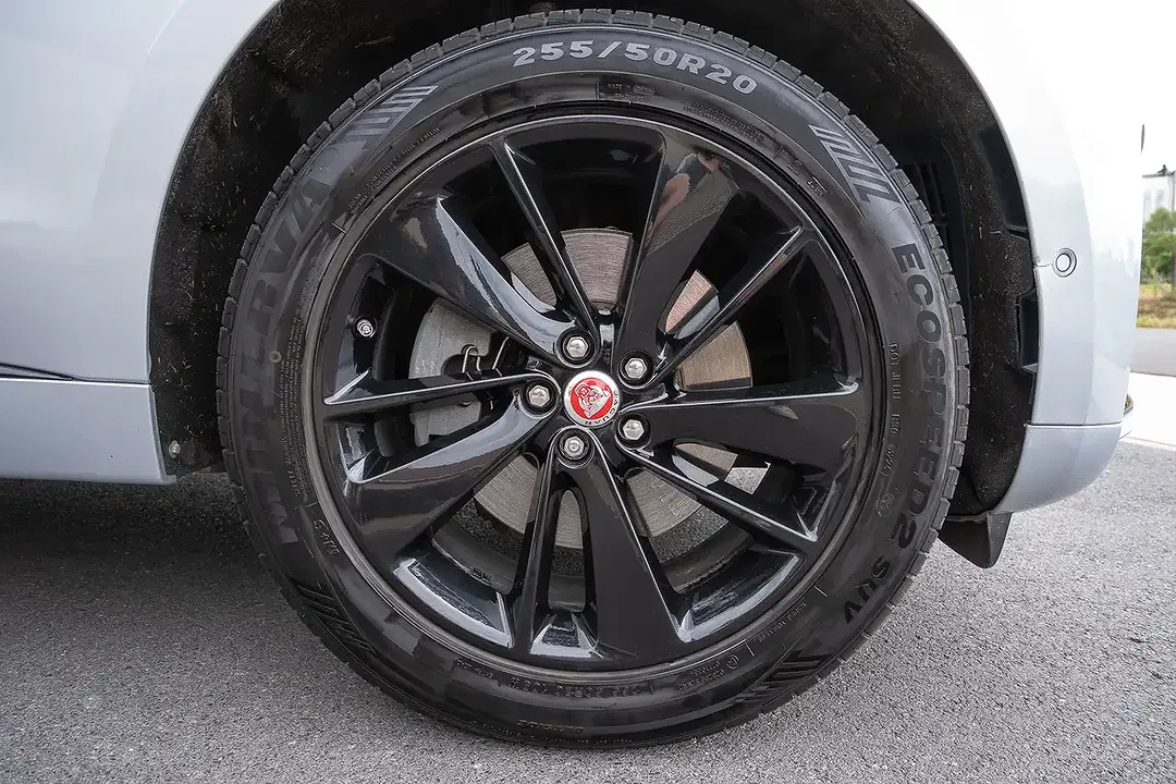 Jaguar F-Pace P250 2.0 4x4 R-Dynamic - Thumbnail 9