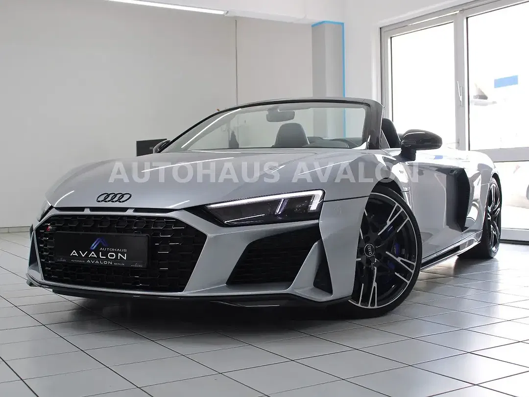 Audi R8 V10 quattro performance - foto 1