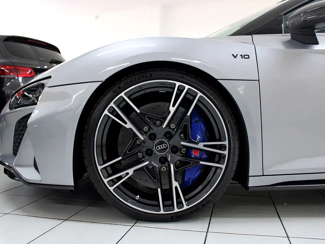 Audi R8 V10 quattro performance - Thumbnail 12