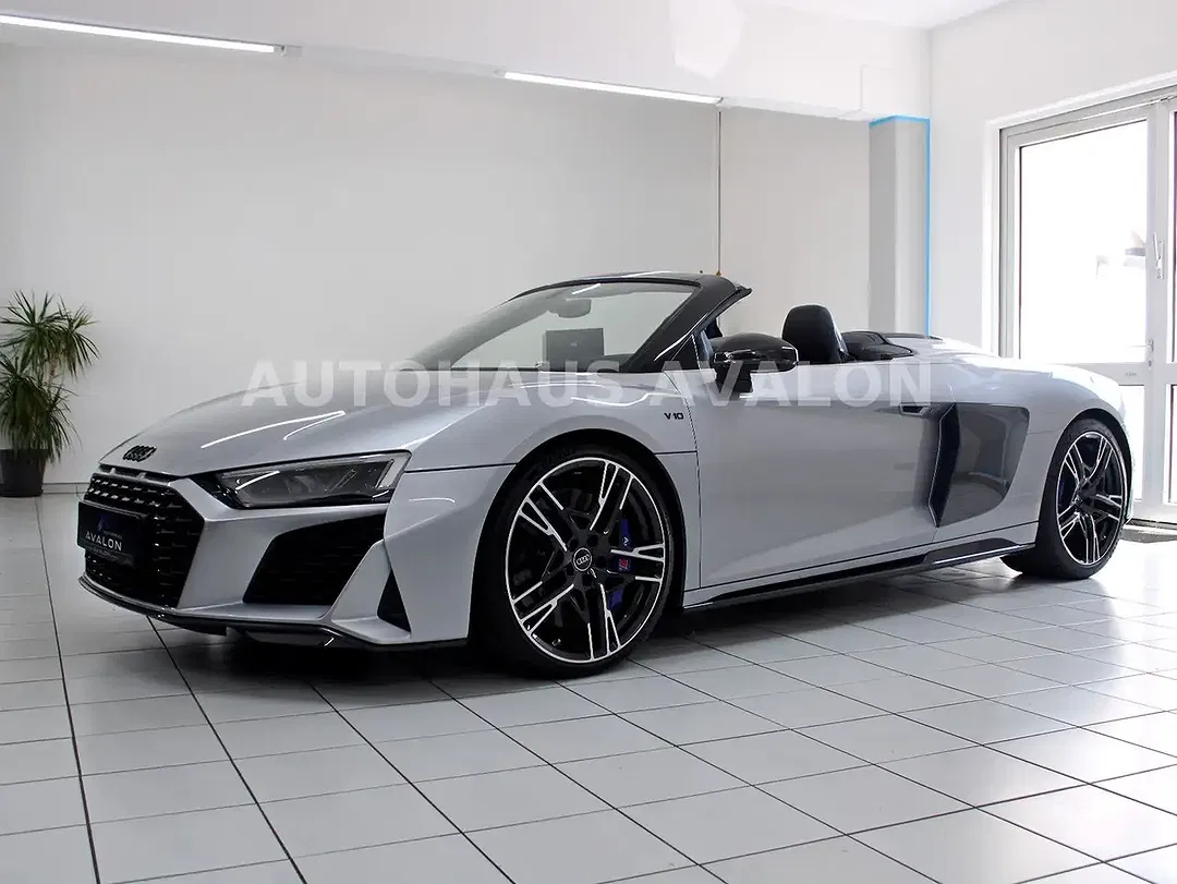 Audi R8 V10 quattro performance - foto 2