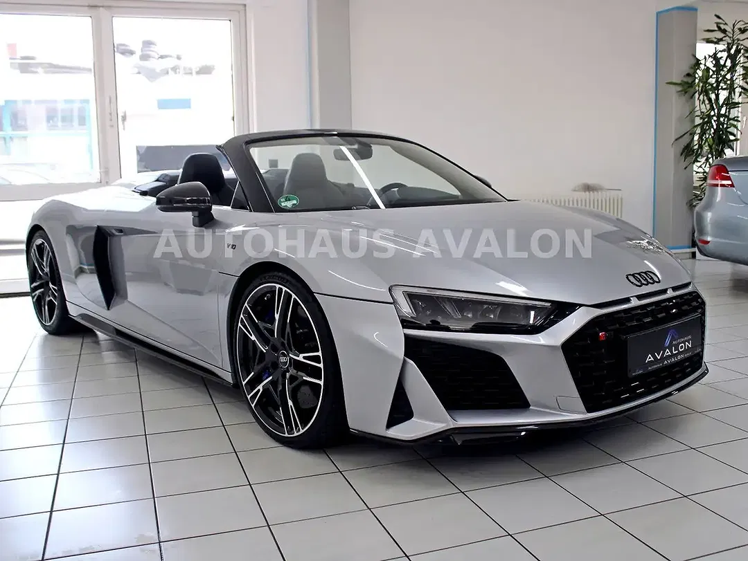 Audi R8 V10 quattro performance - Thumbnail 4