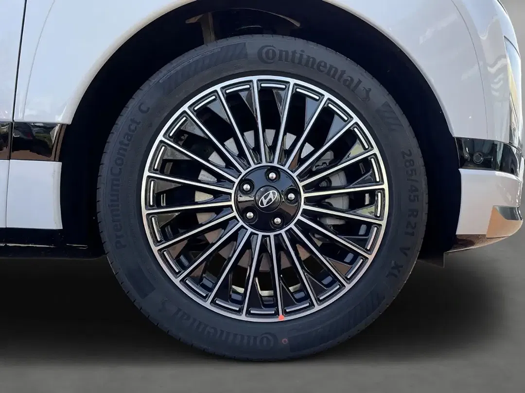 Hyundai IONIQ 9 UNIQ - Thumbnail 5