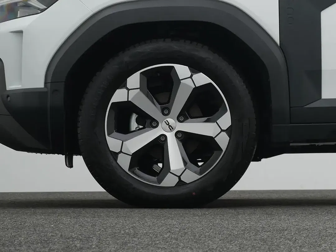 Dacia Duster TCe Journey - Thumbnail 8