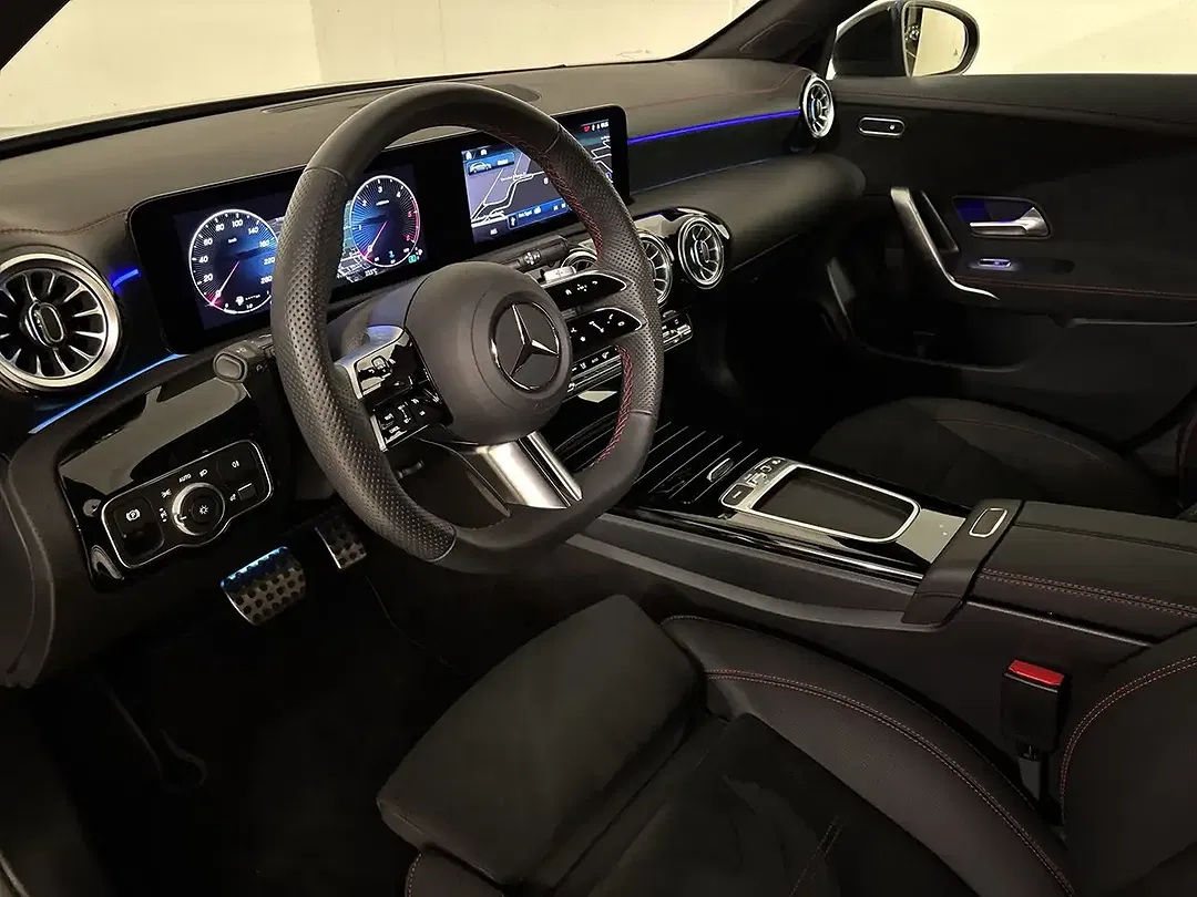 Mercedes-Benz CLA 200 - Thumbnail 9