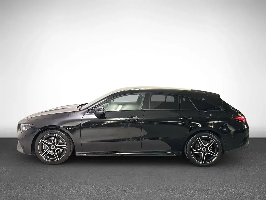 Mercedes-Benz CLA 200 - Thumbnail 4