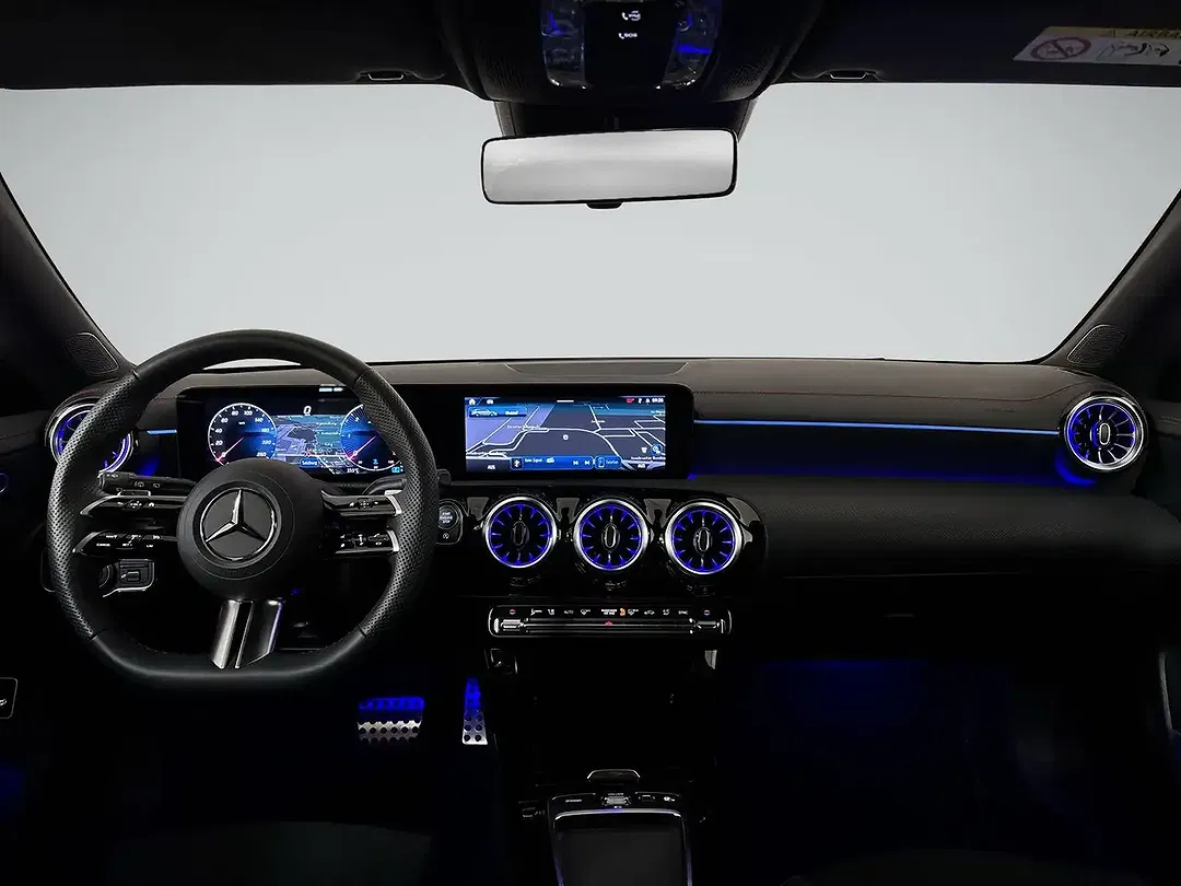 Mercedes-Benz CLA 200 - Thumbnail 5