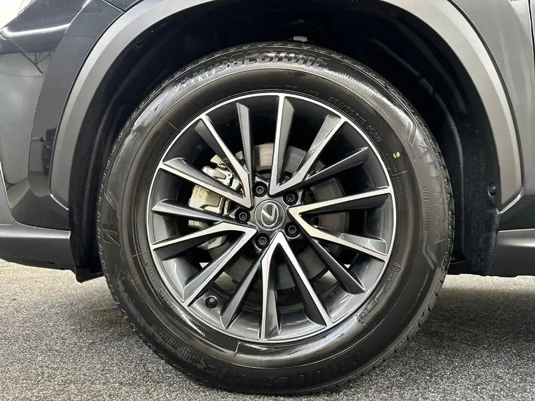 Lexus NX 350h Hybrid Executive - Thumbnail 13
