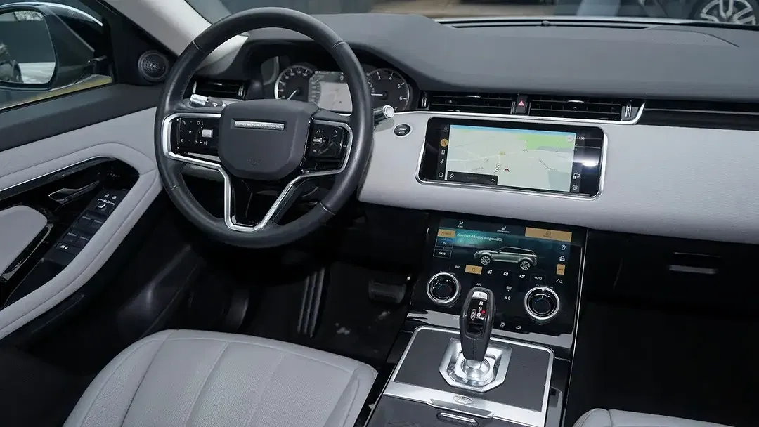 Land Rover Range Rover Evoque P300e PHEV S - Thumbnail 3
