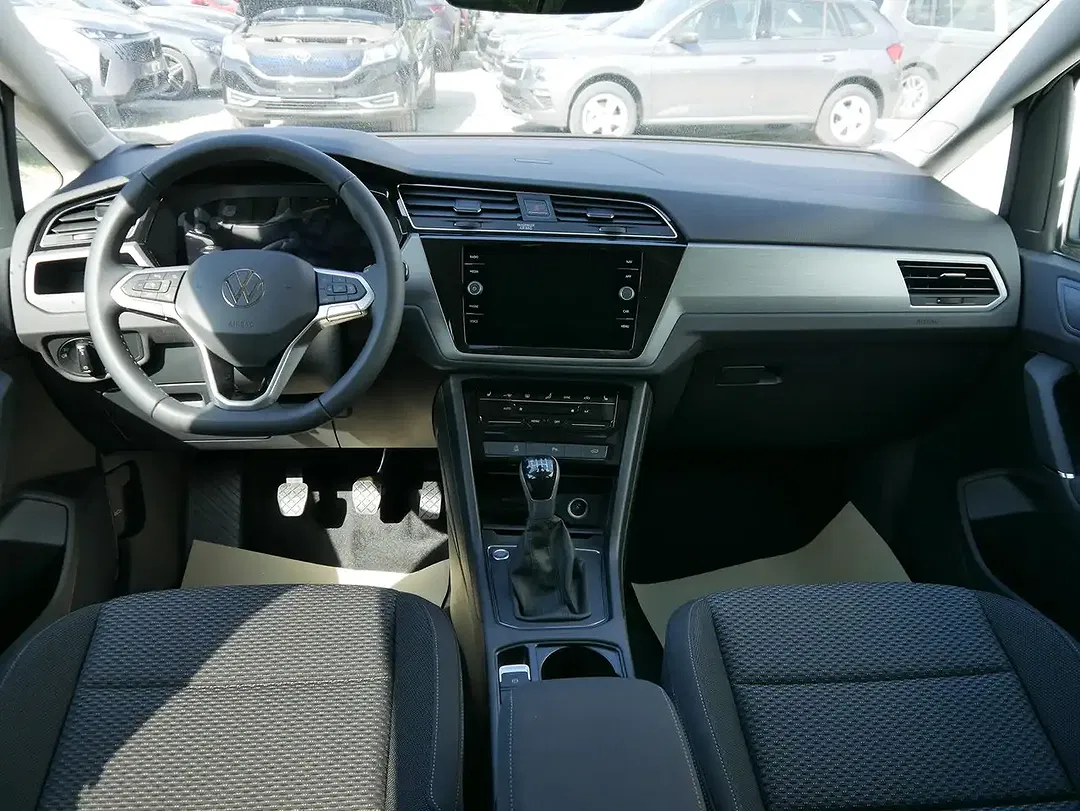 Volkswagen Touran 1.5 TSI Comfortline - Thumbnail 10
