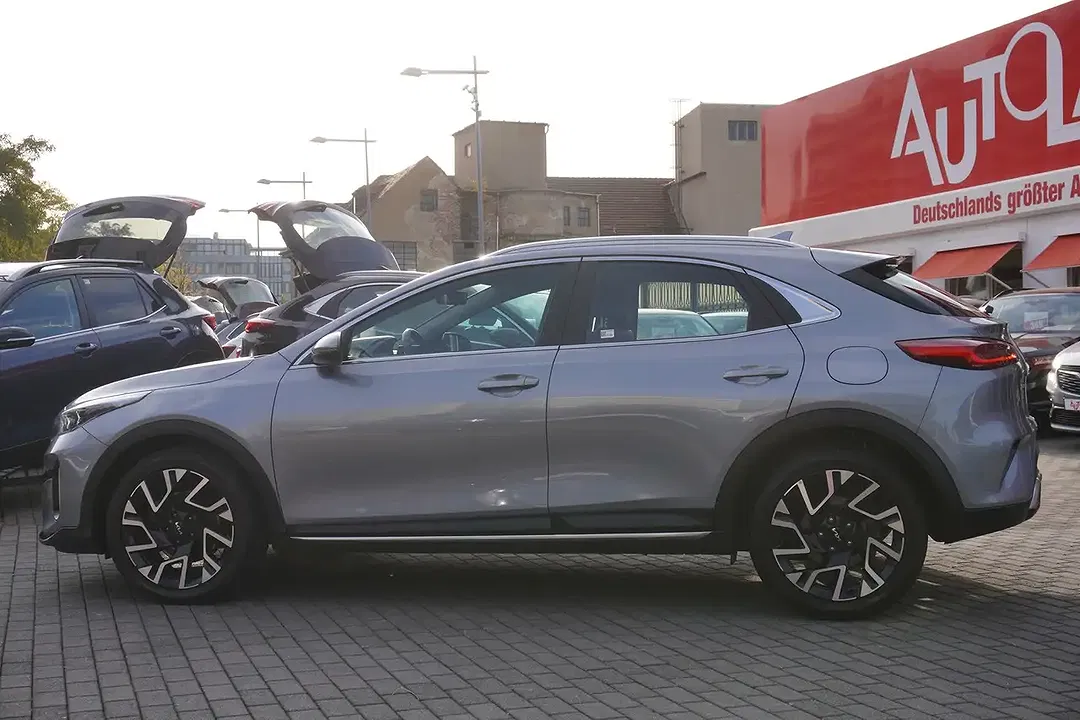 Kia XCeed 1.5 T-GDI Vision - Thumbnail 2