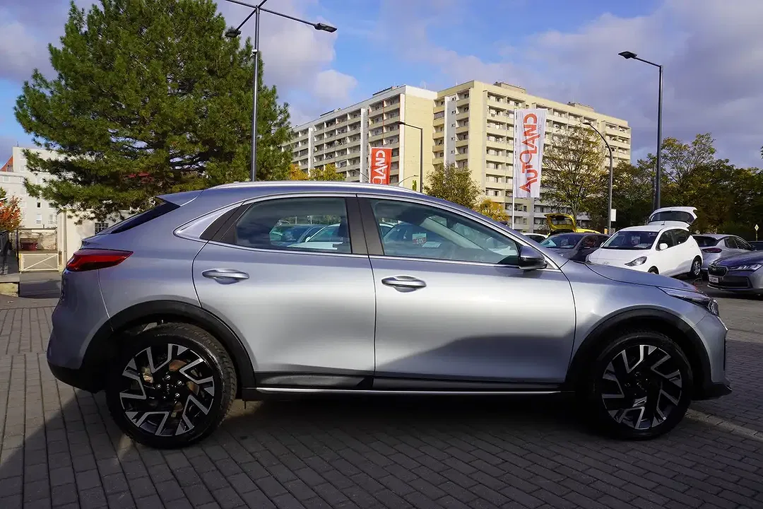 Kia XCeed 1.5 T-GDI Vision - Thumbnail 6