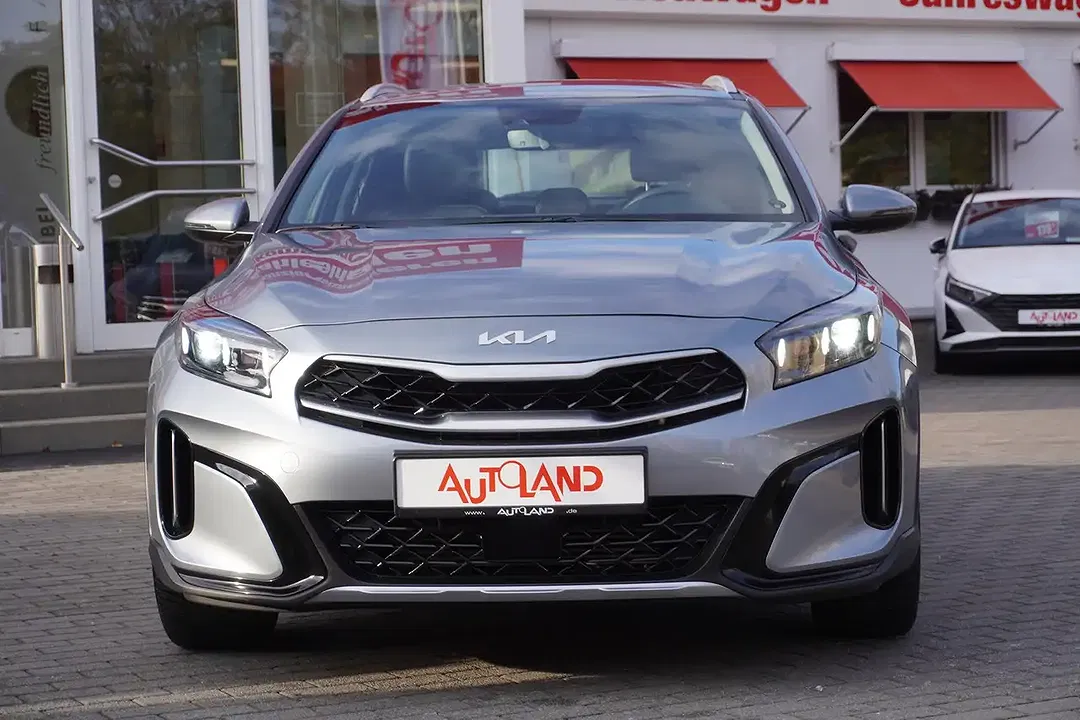 Kia XCeed 1.5 T-GDI Vision - Thumbnail 8