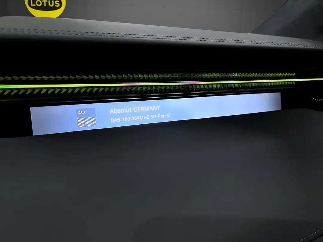 Lotus Eletre R - Thumbnail 14
