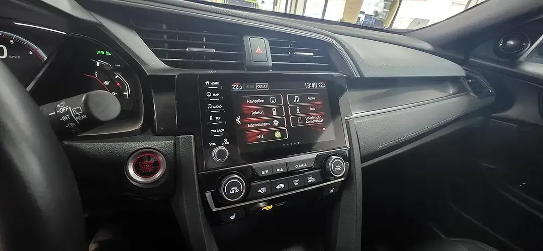 Honda Civic 1.0 i-VTEC Turbo Executive Sport Line - Thumbnail 10