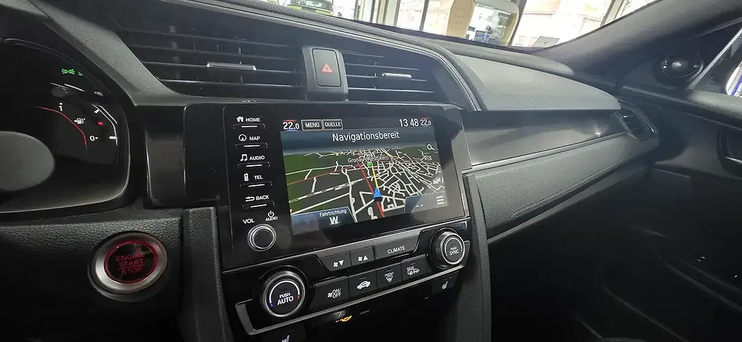 Honda Civic 1.0 i-VTEC Turbo Executive Sport Line - Thumbnail 11