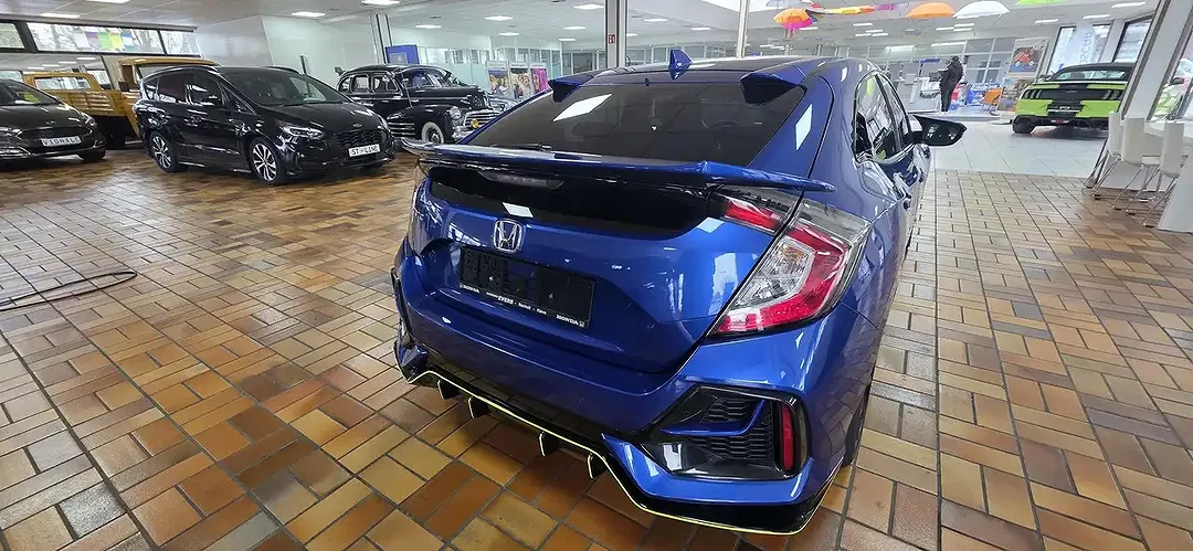 Honda Civic 1.0 i-VTEC Turbo Executive Sport Line - Thumbnail 4