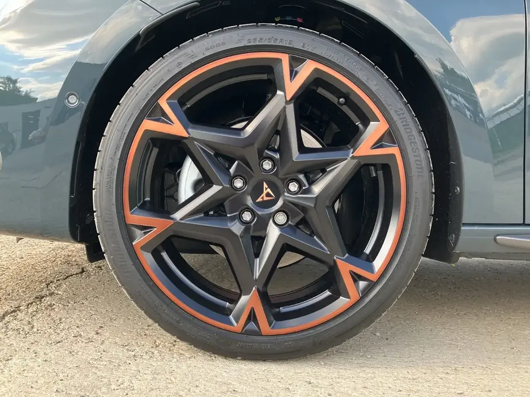 CUPRA Leon 1.5 eTSI DSG Matrix LED Sportstourer - Thumbnail 13