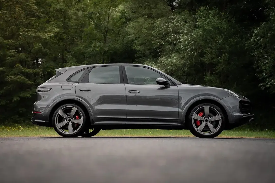 Porsche Cayenne 4.0 Bi-Turbo GTS - foto 2