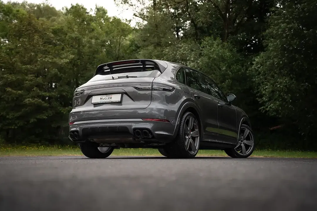 Porsche Cayenne 4.0 Bi-Turbo GTS - Thumbnail 3