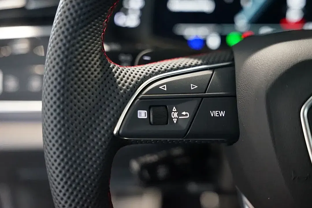 Audi SQ7 TFSI - foto 15