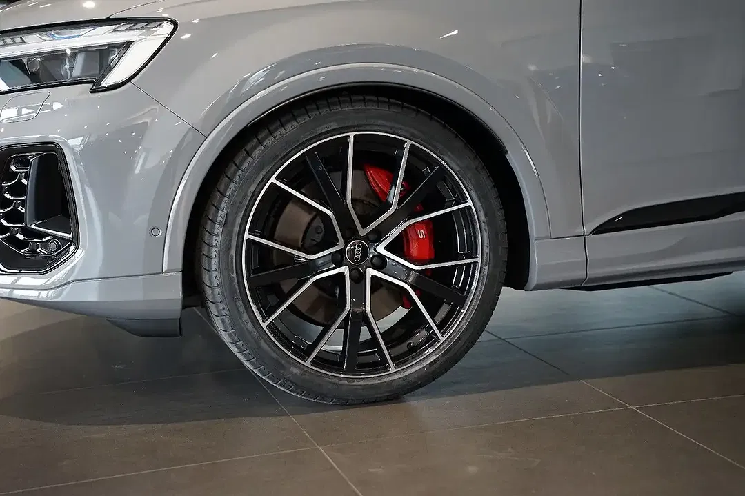 Audi SQ7 TFSI - Thumbnail 6