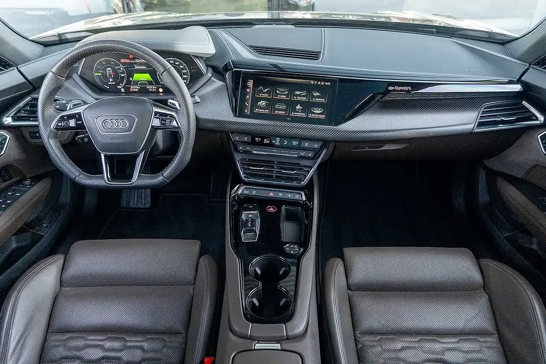 Audi e-tron GT - Thumbnail 13