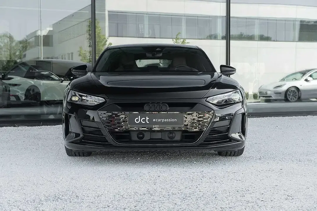 Audi e-tron GT - foto 2