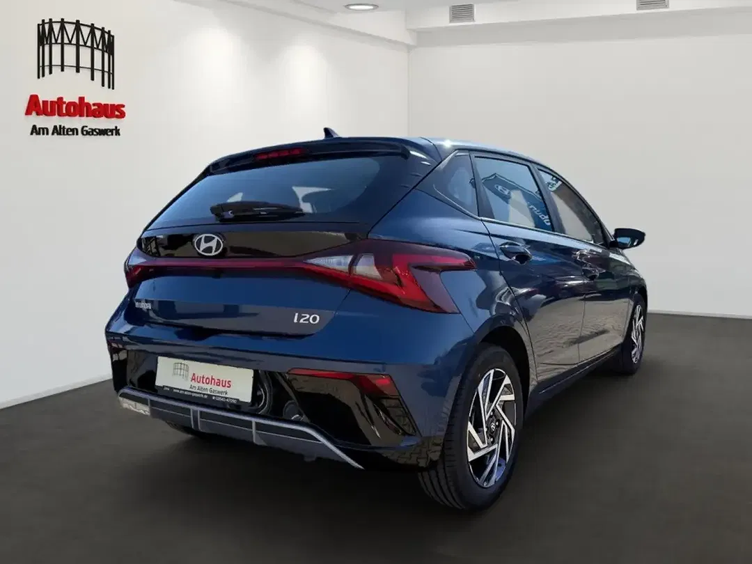 Hyundai i20 AUT - Thumbnail 3