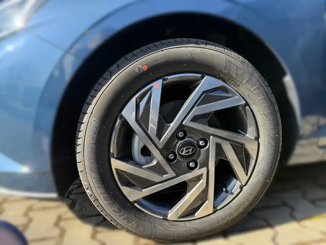 Hyundai i20 AUT - Thumbnail 6