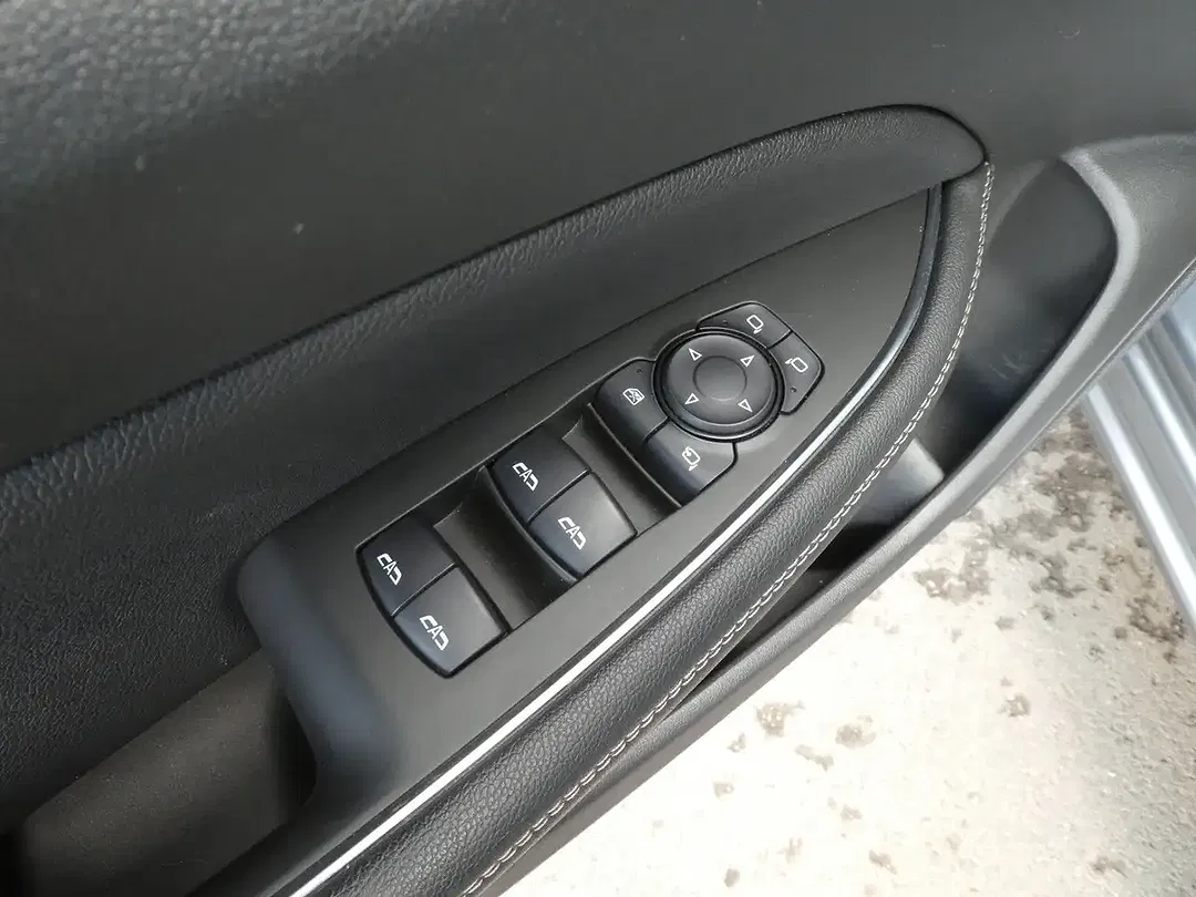 Opel Insignia Elegance - Thumbnail 12