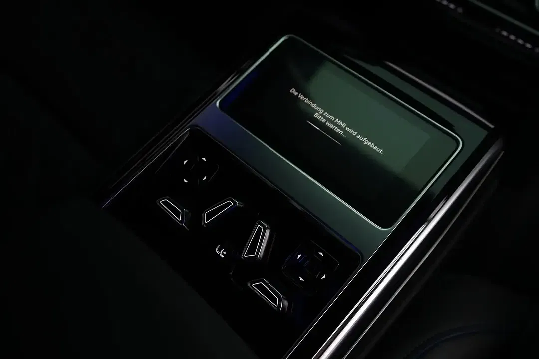 Audi A8 60 TFSI e quattro S line - Thumbnail 10