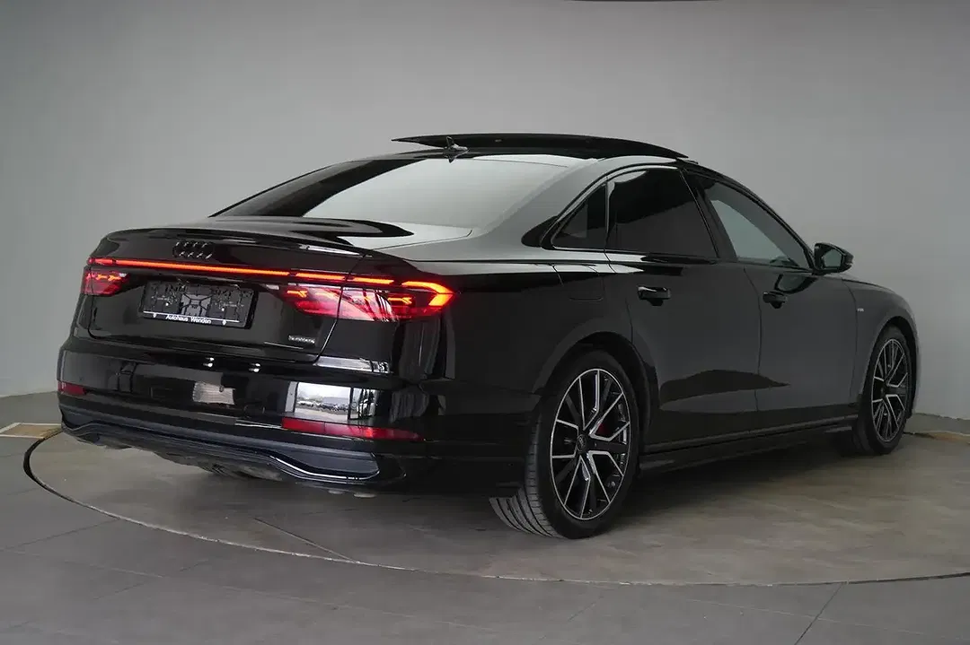 Audi A8 60 TFSI e quattro S line - Thumbnail 4