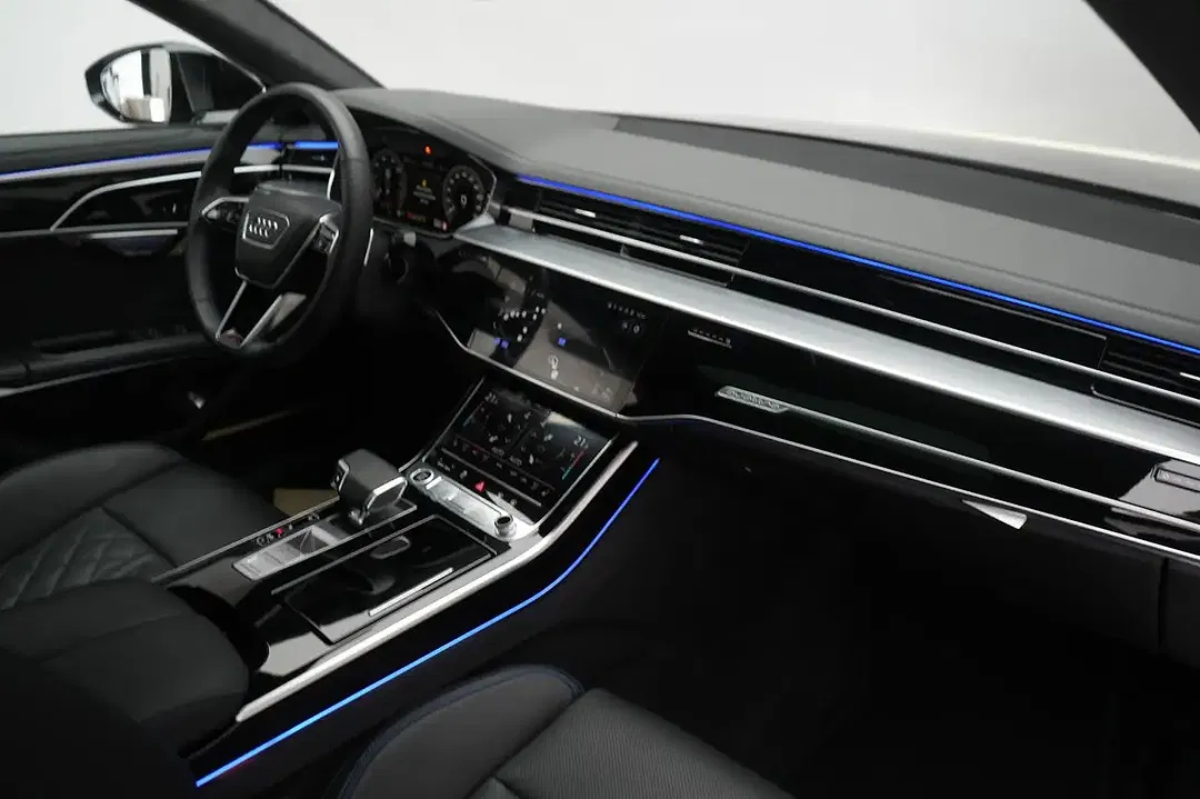 Audi A8 60 TFSI e quattro S line - Thumbnail 7