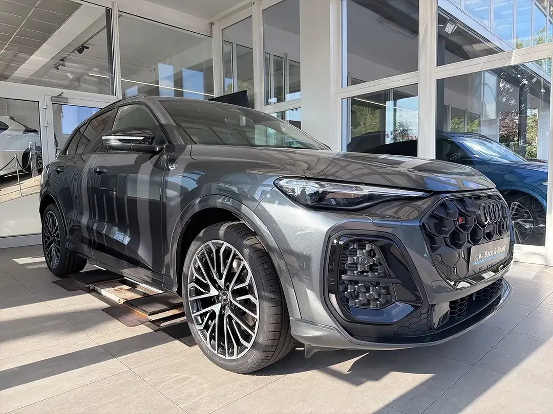 Audi SQ5 3.0 TFSI - foto 1